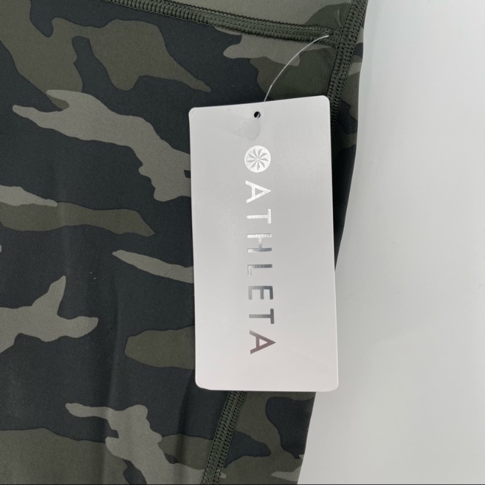 Athleta Black Camo Ultimate 7/8 Stash Pocket Tight Tights Leggings - Picture 8 of 11